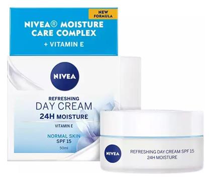 Nivea Essentials Moisture Boost + Refresh 24ωρη Ενυδατική Κρέμα Προσώπου Ημέρας με SPF15 για Κανονικές Επιδερμίδες 50ml από το e-Fresh